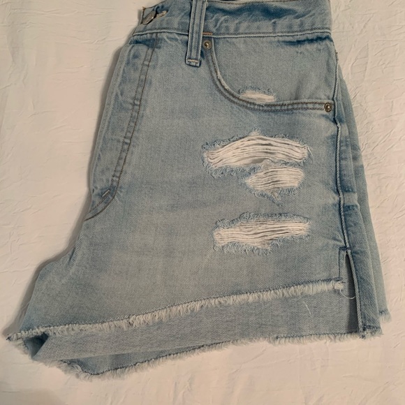 Abercrombie & Fitch Denim High Rise Short - Picture 2 of 4